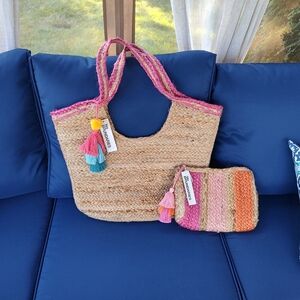 No Boundaries Tan and Pink Woven Bag Set!